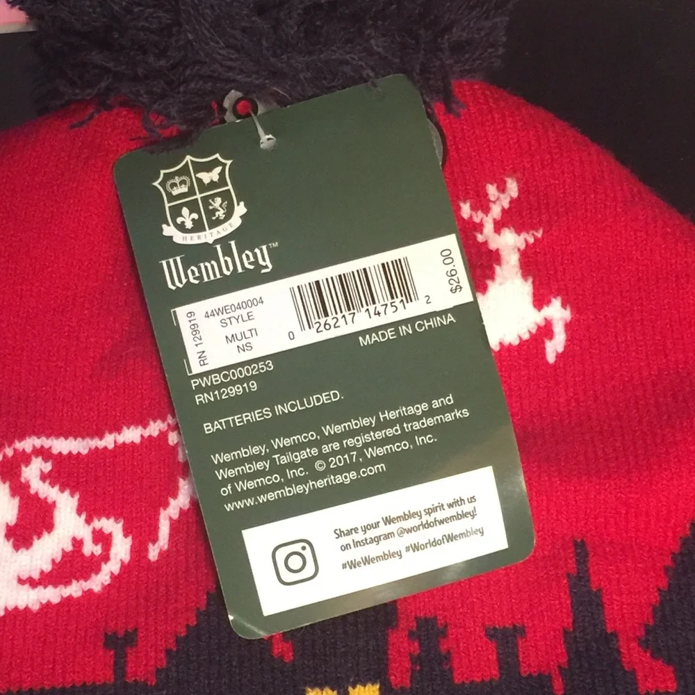 💘Wembley “Sleighed it” Musical Beanie🦌🎅🌃🕯🎶🔔